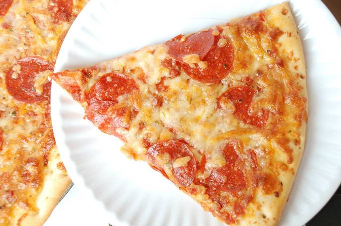Deli Fresh Pepperoni Pizza | yesilovewalmart.com