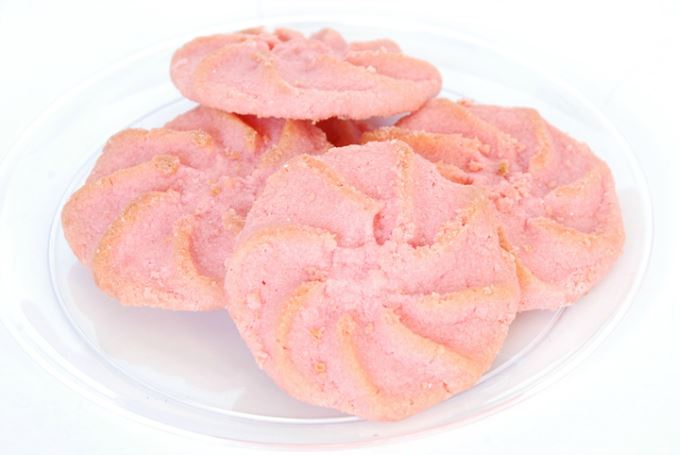 Holiday Cookies – Pink Spritz Cookie