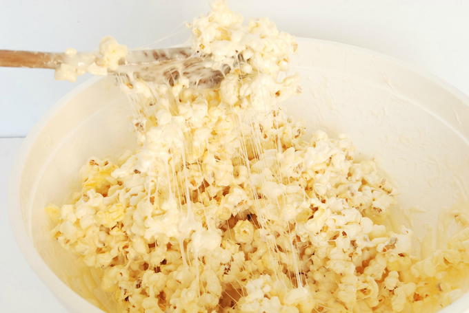 Snowman Marshmallow Popcorn Balls - Mixing