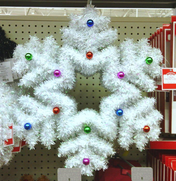Sparky Cute - Tinsel Snowflake Wreath