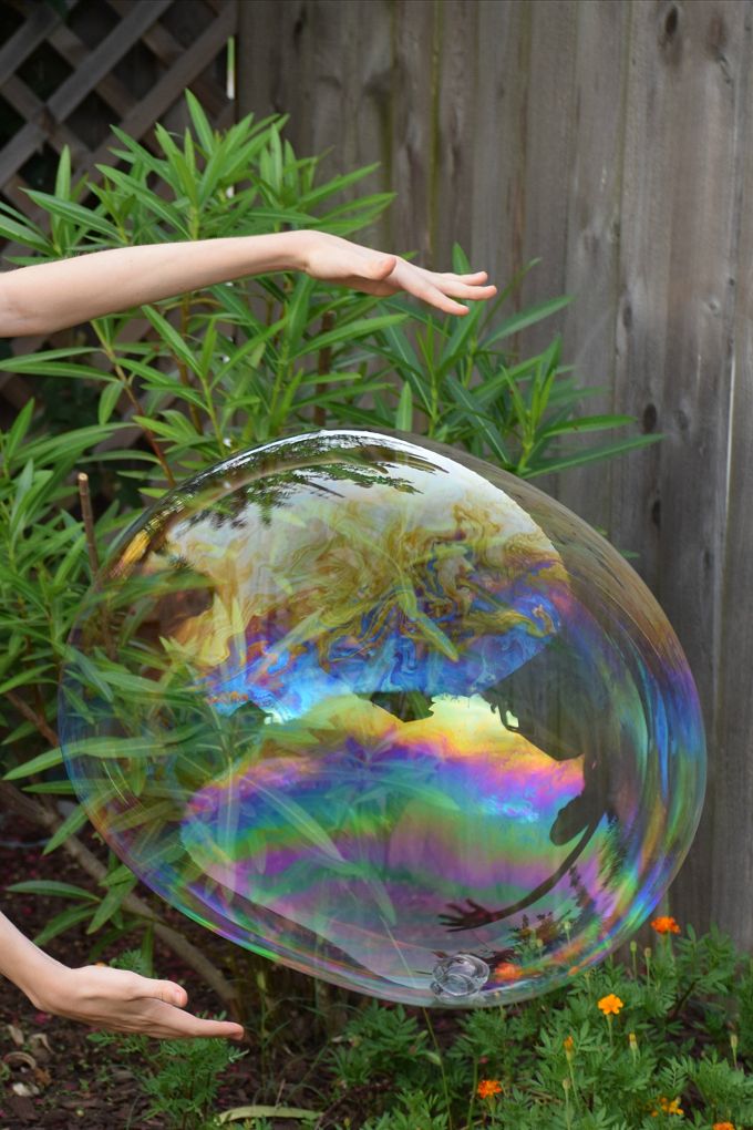 Giant Bubbles - Hands | yesilovewalmart.com